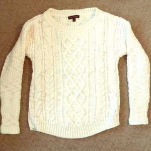 Banana Republic cable knit sweater-hand wash only